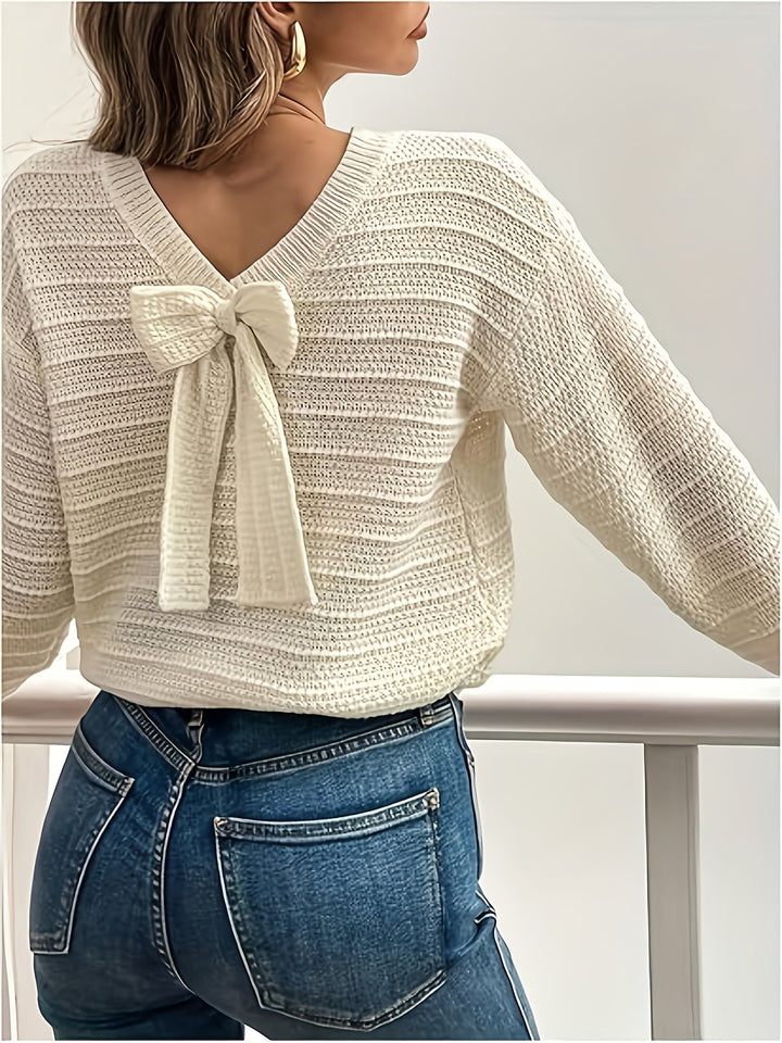 Imogen | Sweter z detalem w postaci kokardy