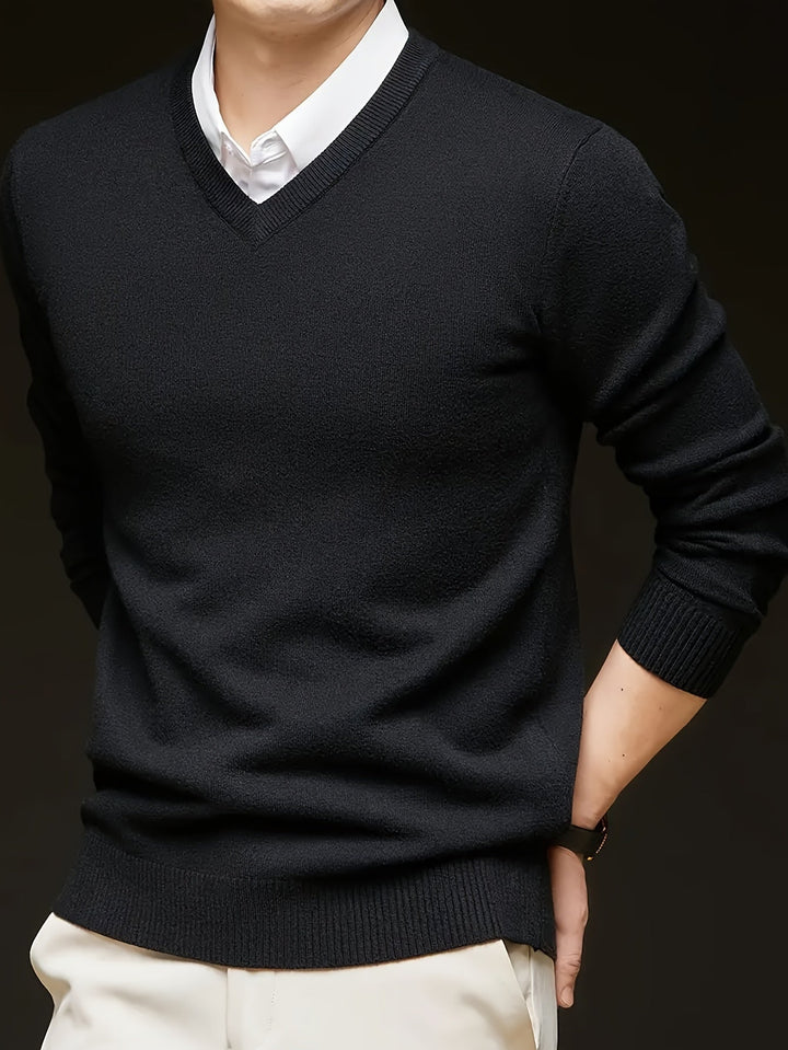 Hugh | Elegancki sweter z dekoltem w serek