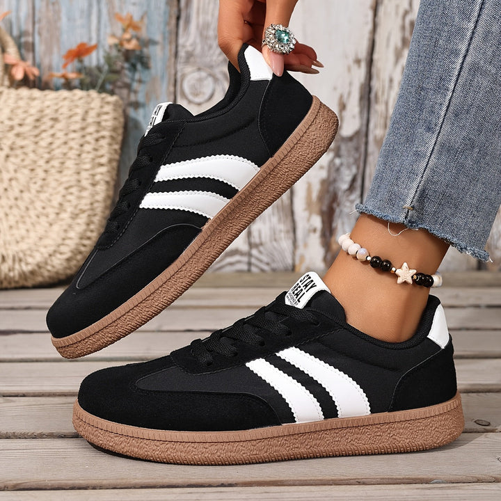 Lena | Klasyczne sneakersy na sznurówki