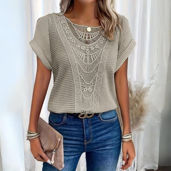 Judith | Top z detalami w stylu vintage