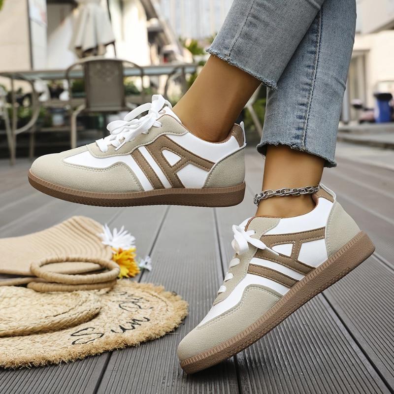Kryształ | Wspierające Sneakersy z Szerokim Noskiem
