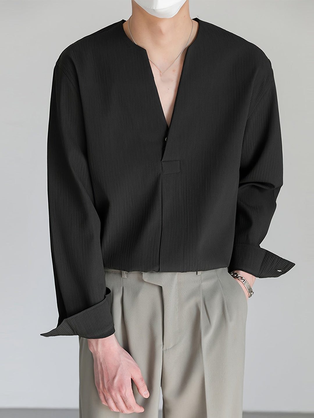 Franklin | Koszula bez kołnierzyka z dekoltem w serek