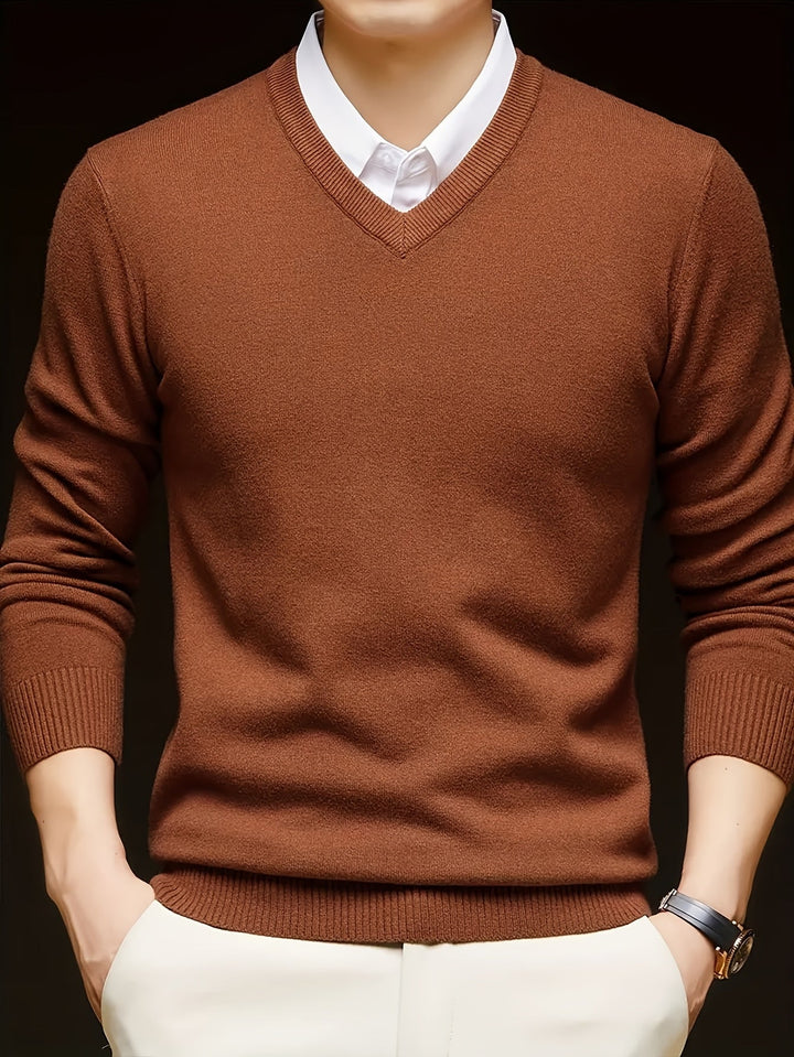 Hugh | Elegancki sweter z dekoltem w serek