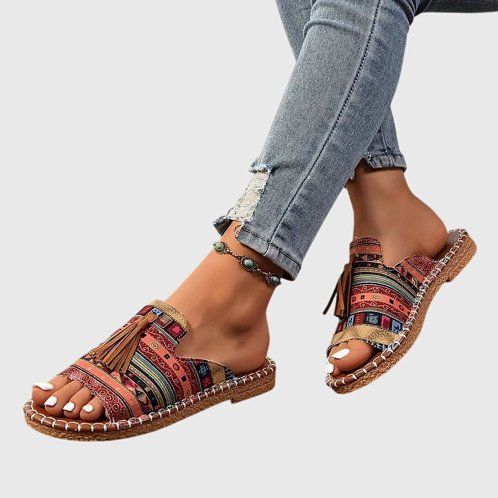 Claire | Stylowe Dotted Ortopedyczne Sandały