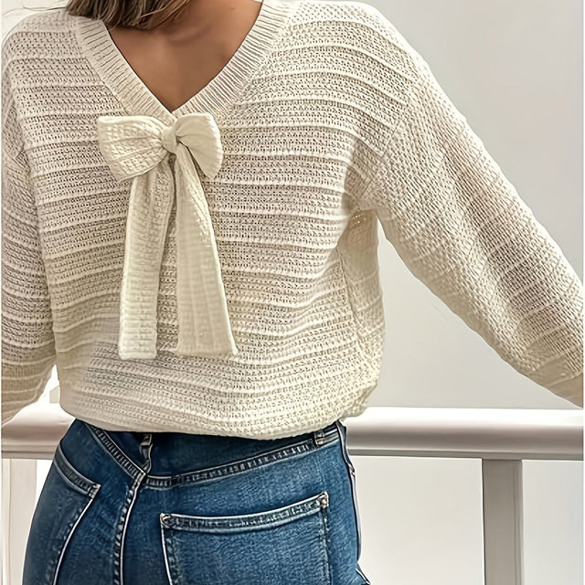 Imogen | Sweter z detalem w postaci kokardy