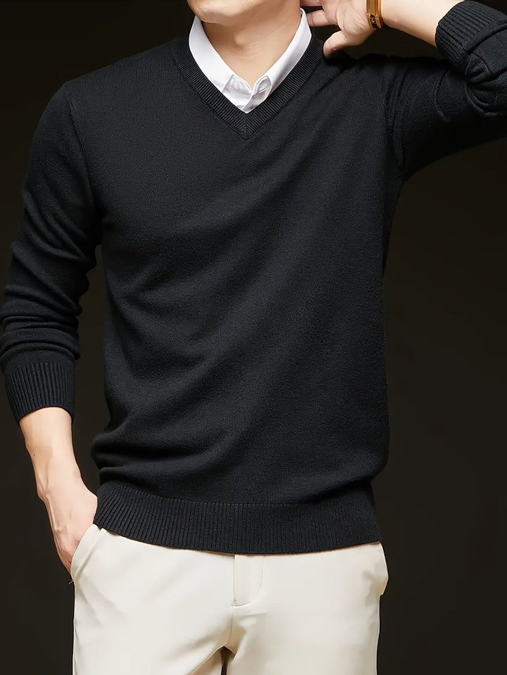 Hugh | Elegancki sweter z dekoltem w serek