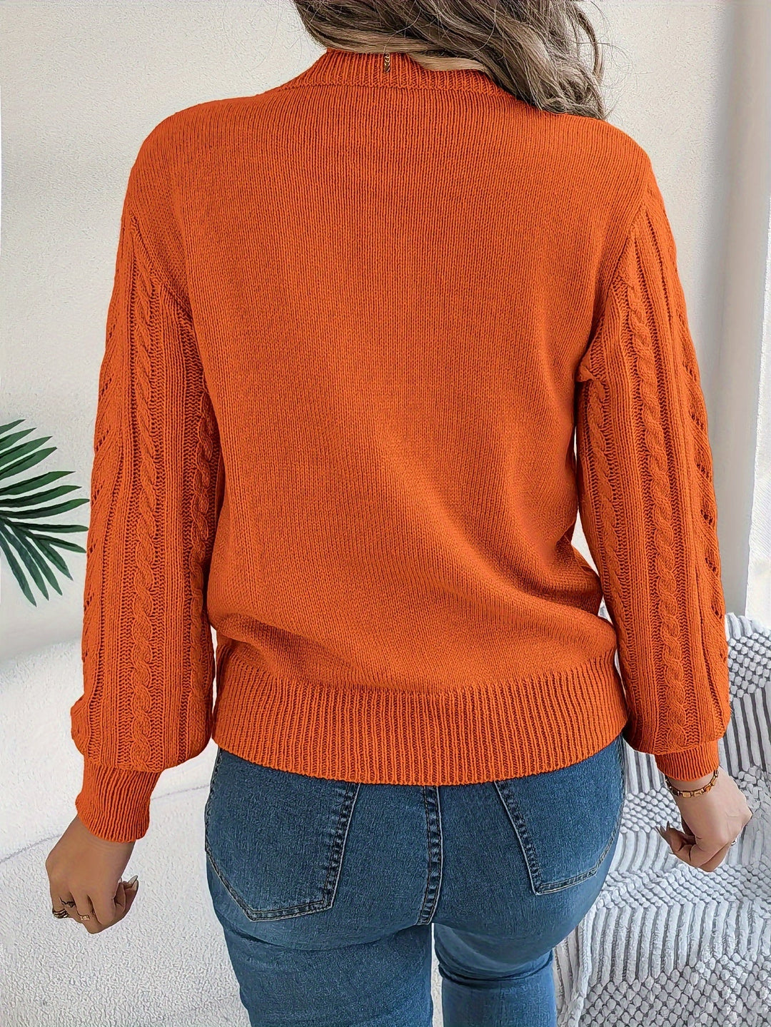 Blythe | Sweter z teksturą w sploty kablowe