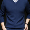 Hugh | Elegancki sweter z dekoltem w serek