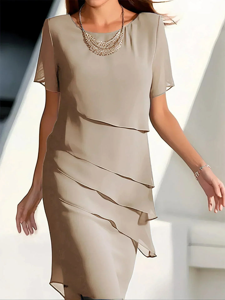 Alexandra | Elegancka, zwiewna sukienka z krótkim rękawem