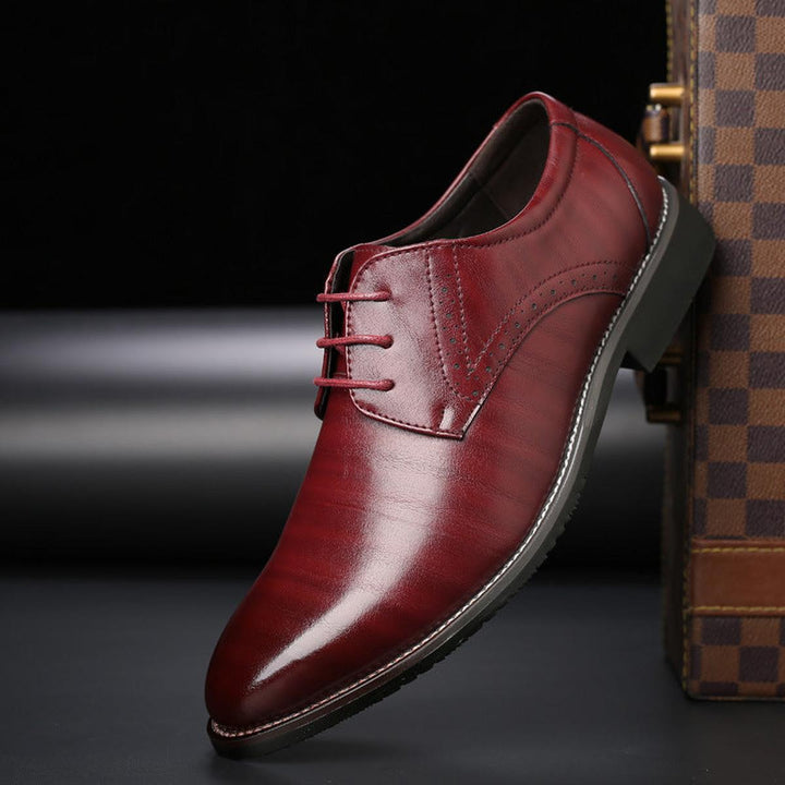 Julius | Ponadczasowe formalne buty sznurowane