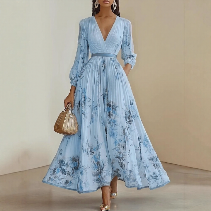 Alexia | Elegancka Maxi Sukienka z Plisowaniem i Dekoltem w Serek
