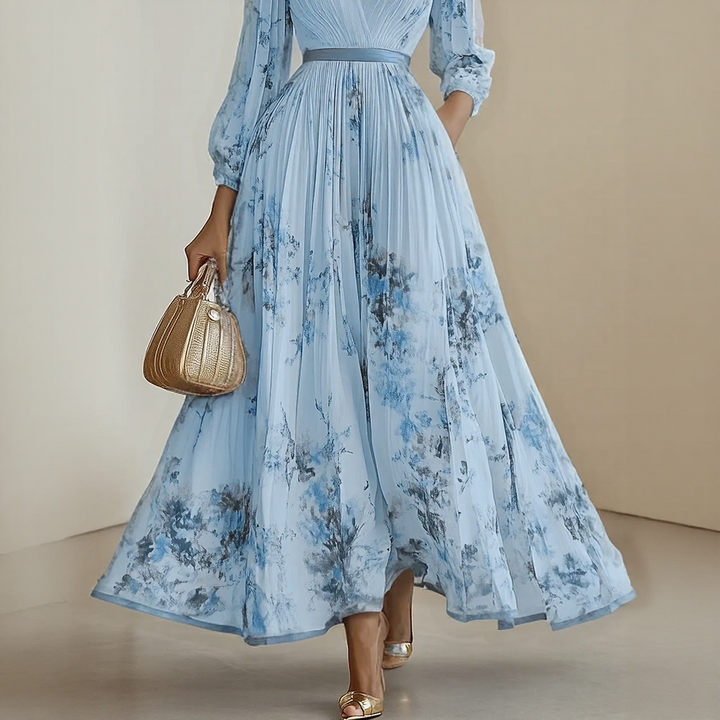 Alexia | Elegancka Maxi Sukienka z Plisowaniem i Dekoltem w Serek