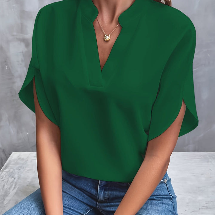 Nicole | Elegancka Bluzka z Drapowaniem i Dekoltem w Serek
