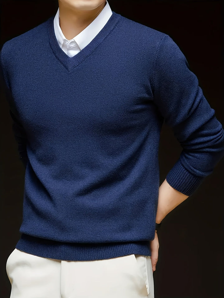 Hugh | Elegancki sweter z dekoltem w serek