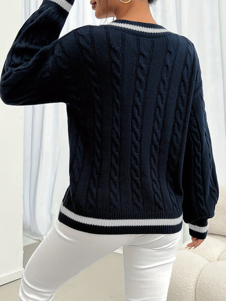 Camryn | Sweter z dekoltem w serek w splot kabelkowy