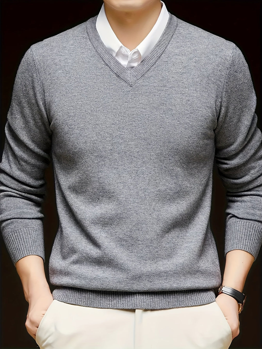 Hugh | Elegancki sweter z dekoltem w serek