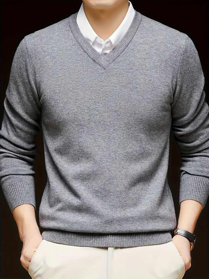 Hugh | Elegancki sweter z dekoltem w serek
