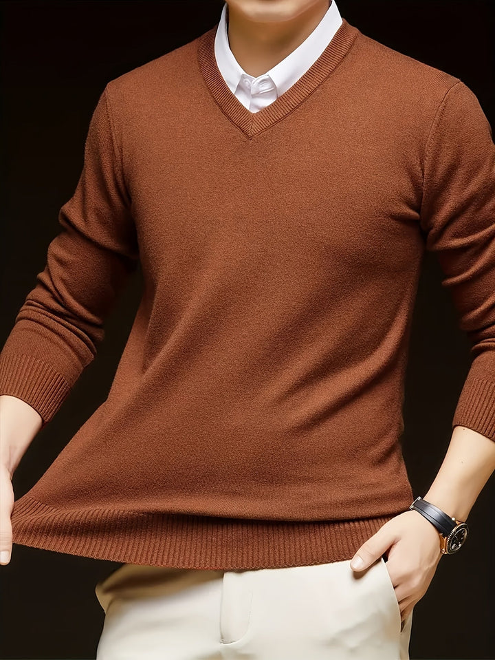 Hugh | Elegancki sweter z dekoltem w serek