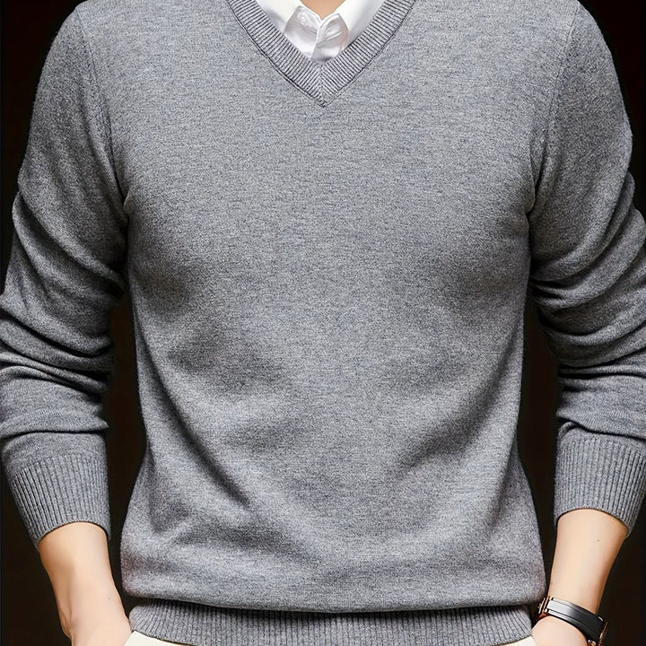 Hugh | Elegancki sweter z dekoltem w serek
