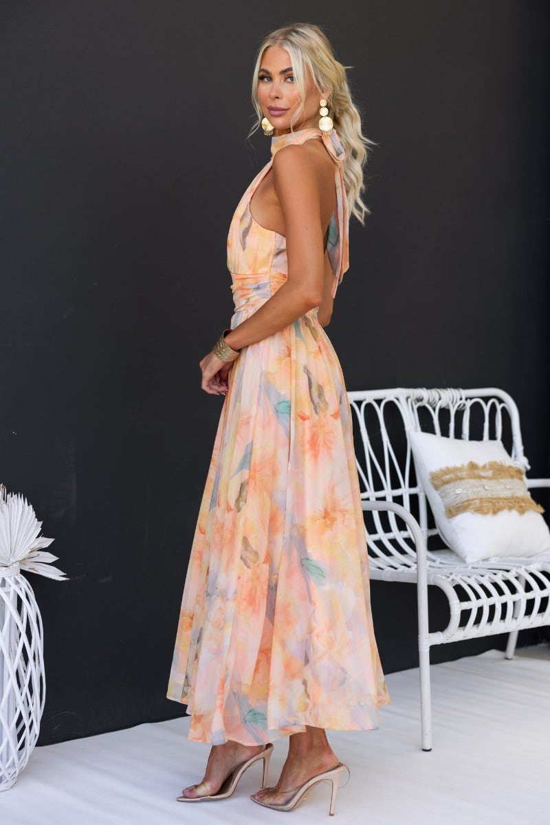 Alexandra | Elegancka Sukienka Bez Rękawów z Wysokim Dekoltem