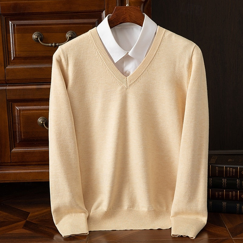 Clayton | Klasyczny Sweter z Dekoltem w Serek